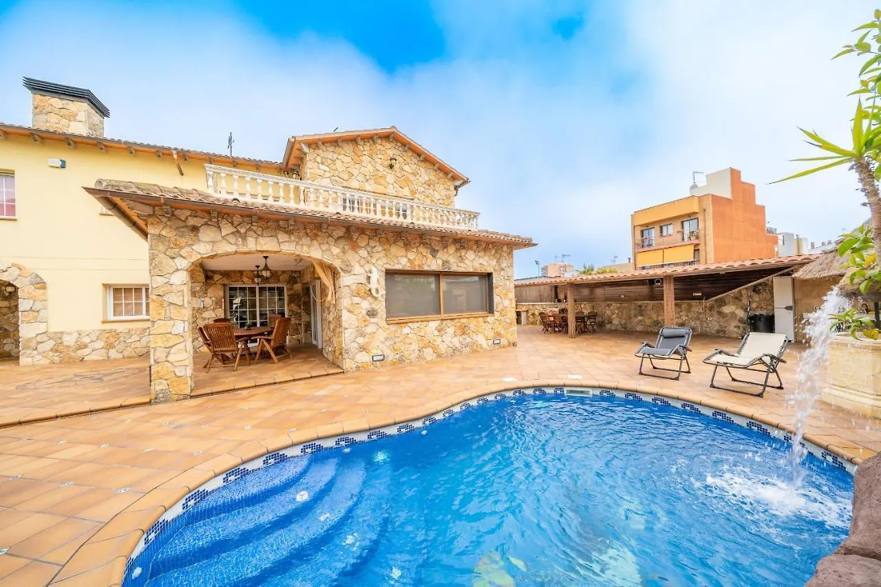 Homeholidaysrentals Romeo - Costa Brava Blanes Villa